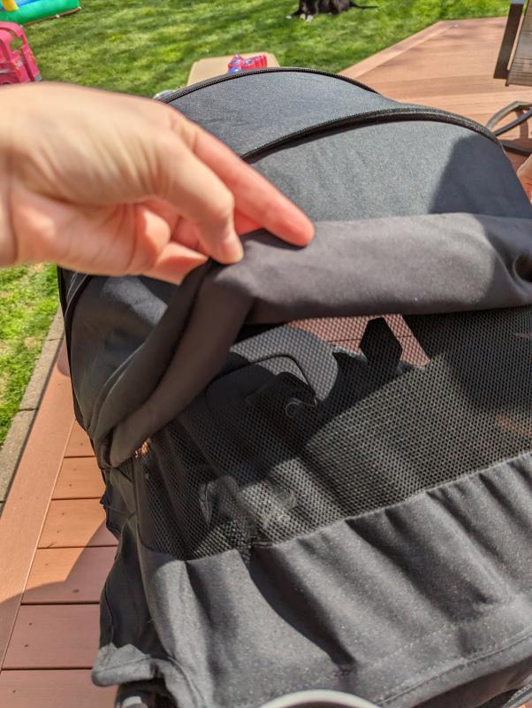 Very quality materials| LOVE how long the sunshade is| extra pocket for storage| Nice, strong wheels