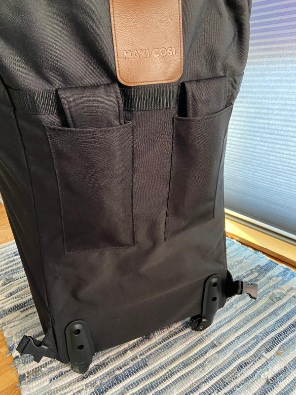 Easy to carry as a backpack| With 2 car seats| Backpack straps tuck away easily| With 2 car seats