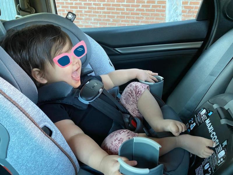convenient to place kid on seat| bottom side buckles sometimes dig into legs| rear facing