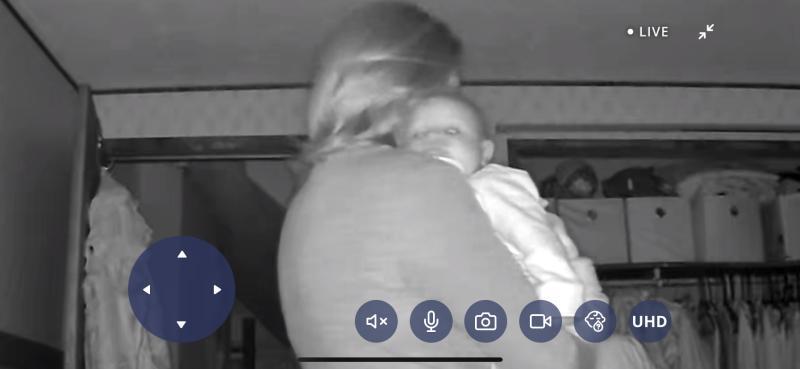 Video footage zoomed out. Full screen.| Video footage zoomed in. Full screen.| Breakdown of the CryAssist analysis on screen.| Standard view from app, video zoomed in. Thus was how I could figure out whether my baby was just calm or actually falling asleep!