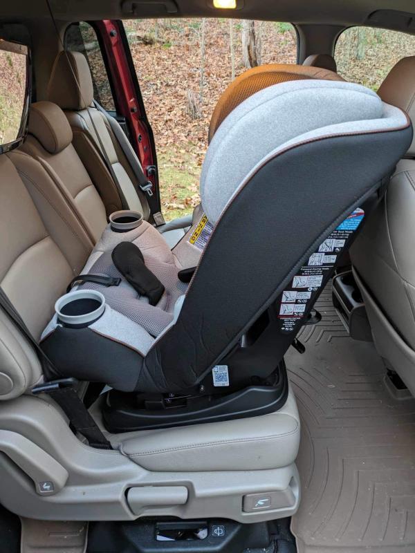 Seat leaves plenty of room for front passenger| Rear facing installation in '22 Odyssey| Kiddo testing out the seat before install