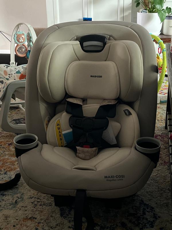 Love all the cushions.