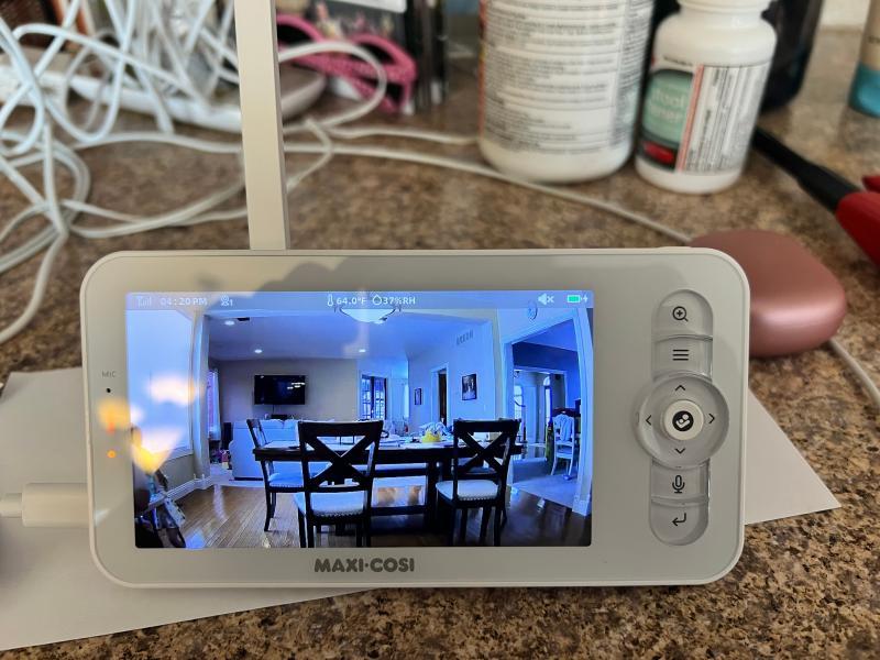 First use in kitchen with the parent device| App view| App view of camera in the kitchen| The camera| Live video feed from app in full screen