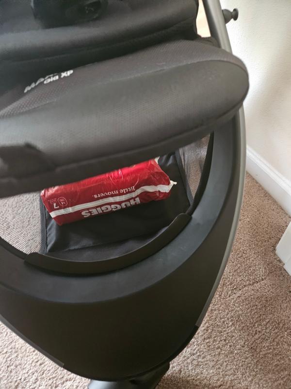 Sleek canopy| Access from the front under seat storage