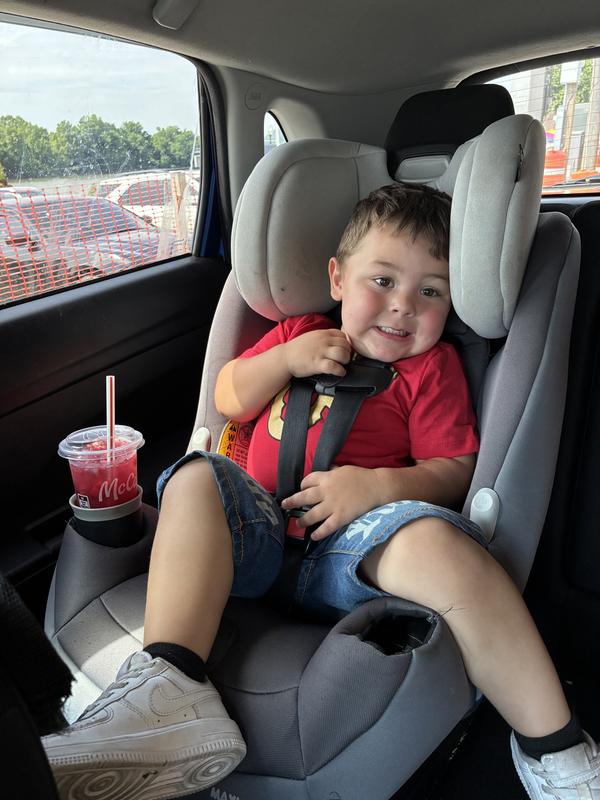 Customer photo for "i LOVE this carseat."