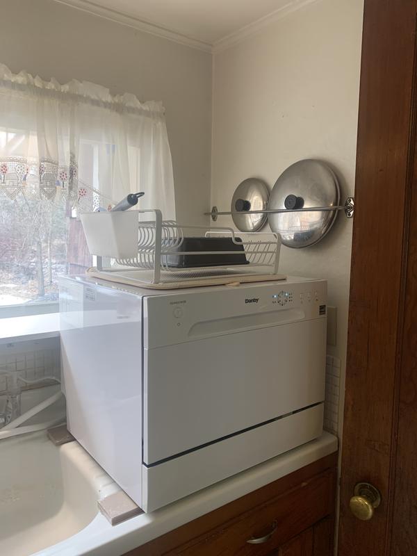 DDW621WDB Danby Danby 6 Place Setting Countertop Dishwasher in White