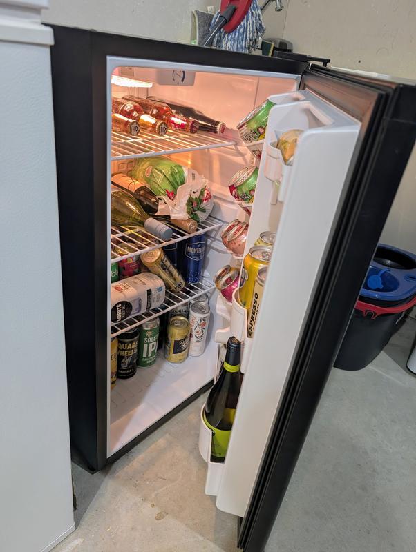 Danby Designer 4.4 cu. ft. Compact Fridge in White - DAR044A4WDD