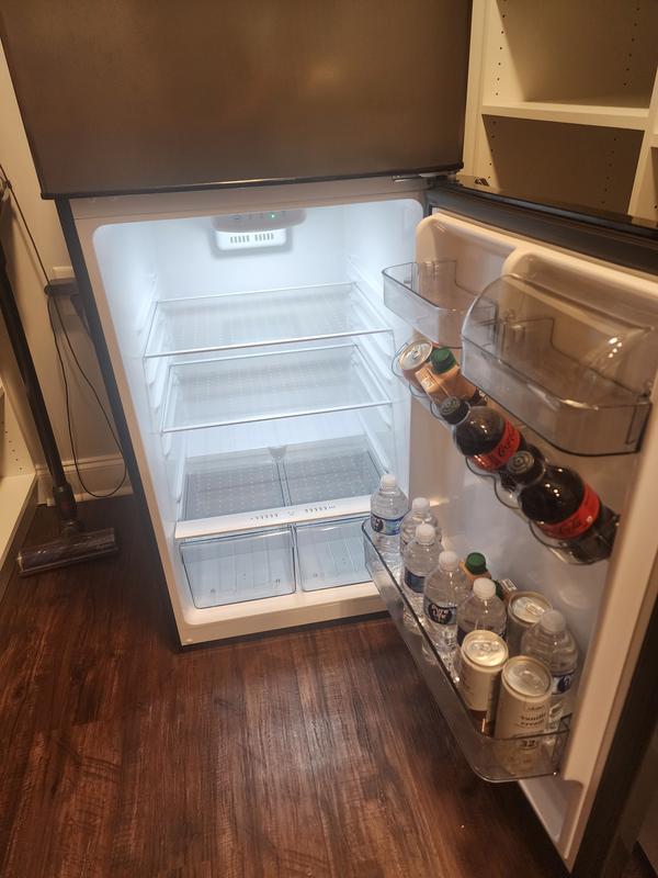 New Danby 10.1 cuft in Pantry