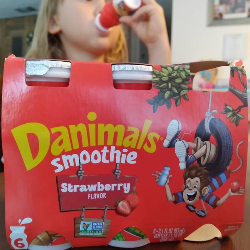 Dannon Danimals Smoothie Strawberry & Strawberry & Banana 3.1 oz