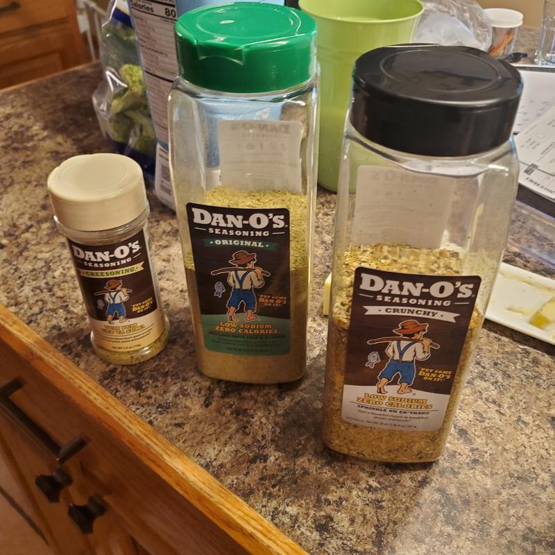 Dan-O's Seasoning Small 5 Bottle Combo, Original, Spicy, Crunchy,  Cheesoning, & Preem-O