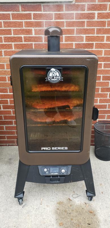 PIT BOSS Vertical Pellet Smoker - Pro 