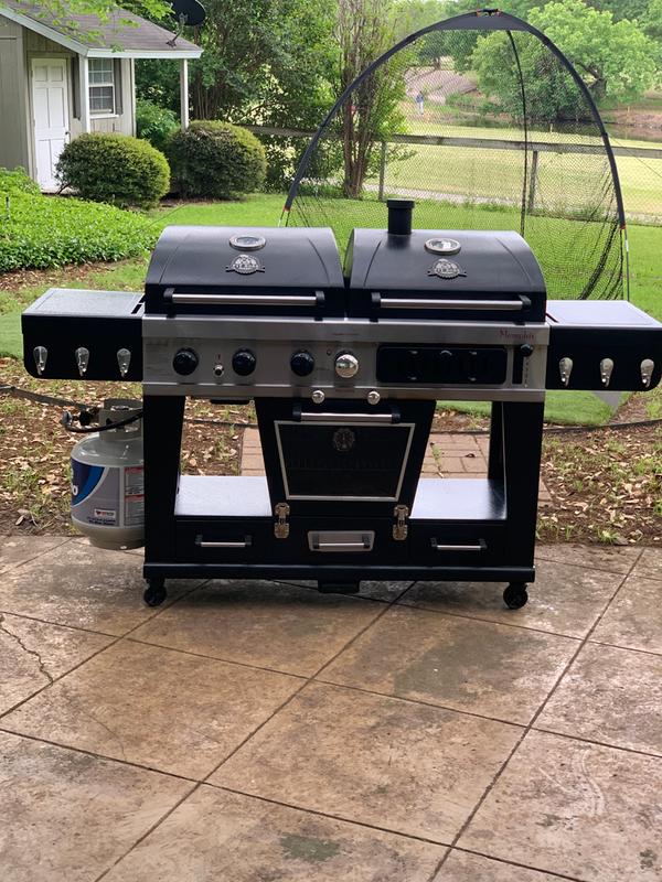 Pit Boss Memphis Ultimate Smoking Grill 