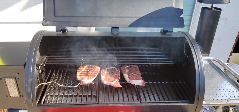 Pit boss 820 deluxe pellet grill best sale