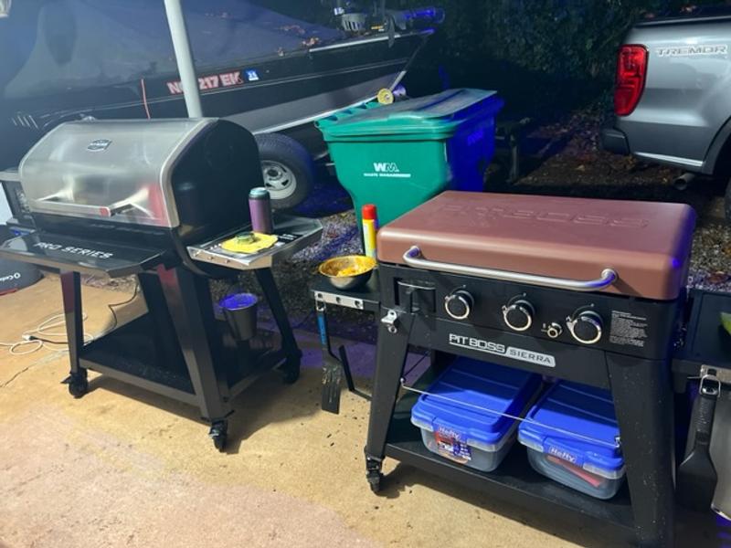 Pro Series 1600 Elite PSE  Pit Boss® Grills Lowe's Exclusive – Pit Boss  Grills