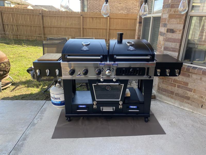 Pit Boss® Memphis Ultimate Combo Grill