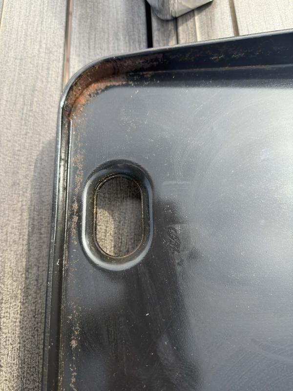 Coasting peeling off.