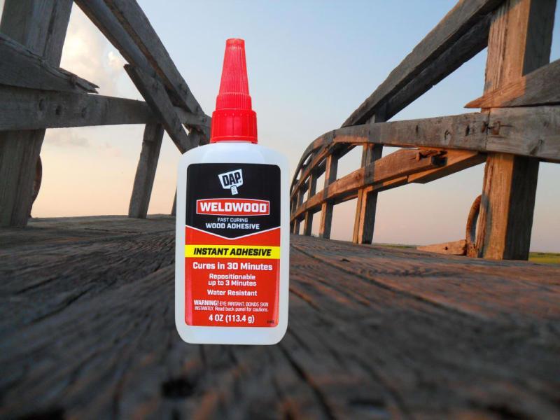 Weldwood Cement 3 Ounce, Strong Cement Adhesive for Attaching