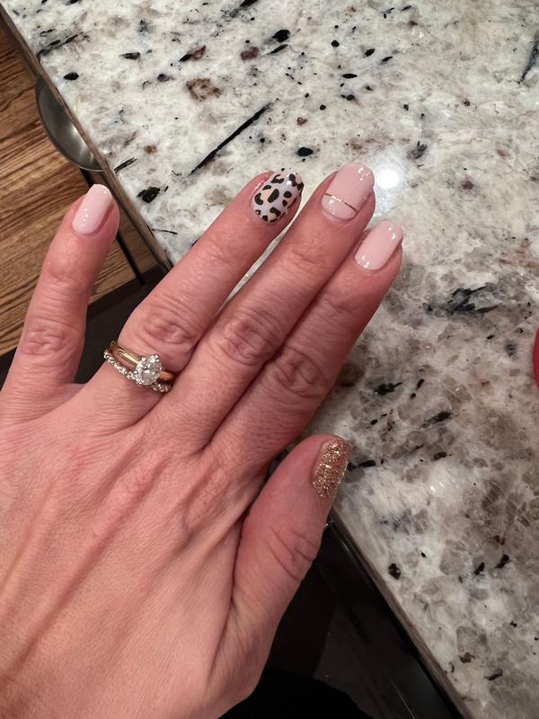 Customer carousel item 11.