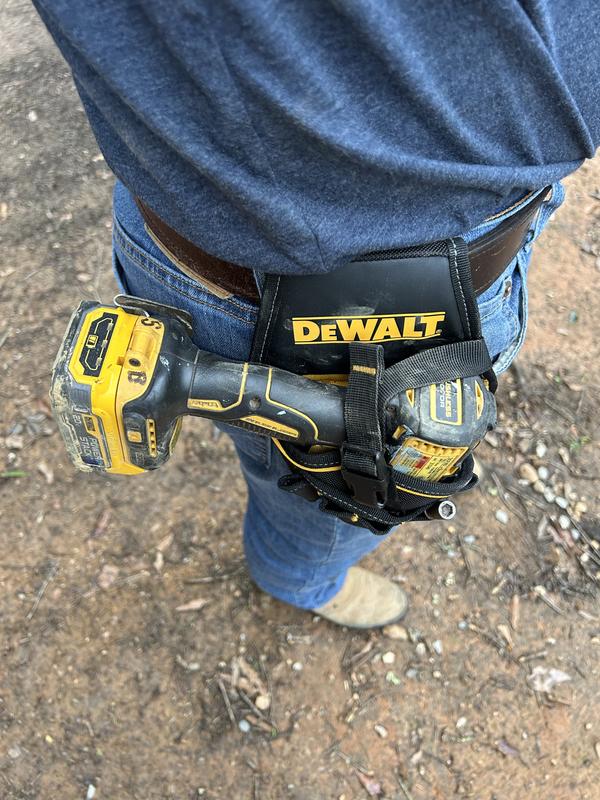 Dewalt drill best sale belt clip lowes