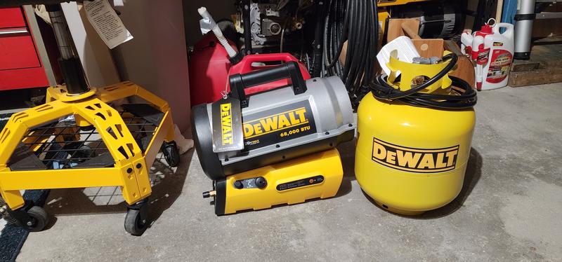 DeWalt 90,000 BTU 20V Cordless Hybrid Forced Air Kerosene Heater - Runnings