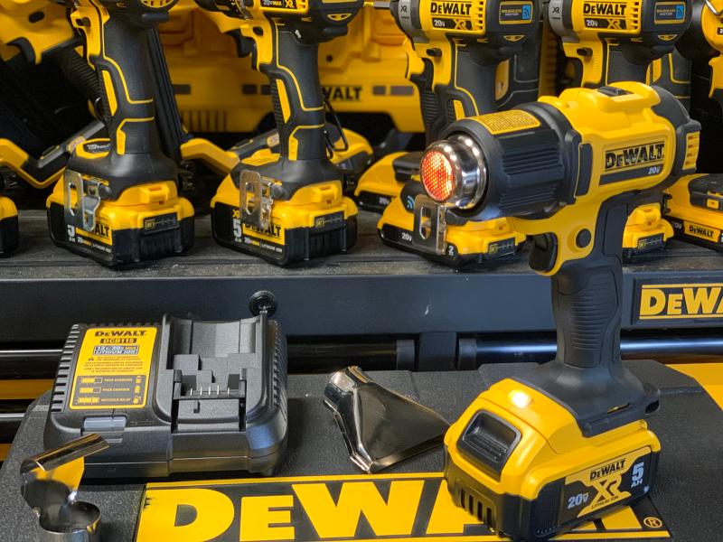 After 30 Seconds - 527 Degrees on High, 216 Degrees on Low. Increases as Time Progresses to over 900 Degrees on High