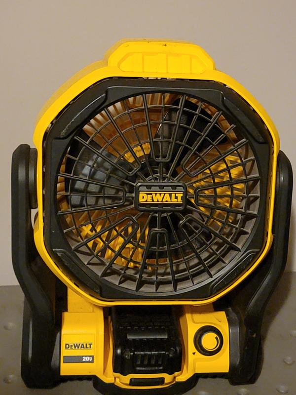 11 in. Corded Cordless Jobsite Fan Kit DEWALT