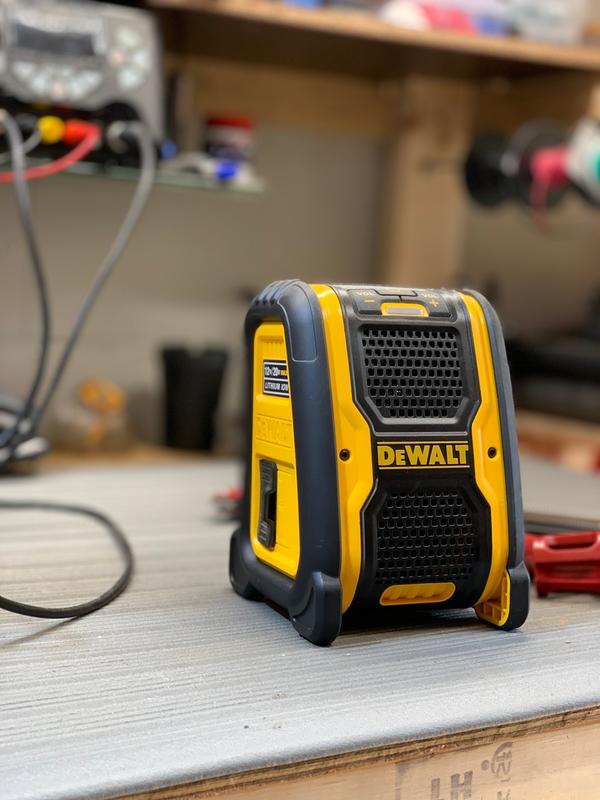 Jobsite Bluetooth Speaker DEWALT