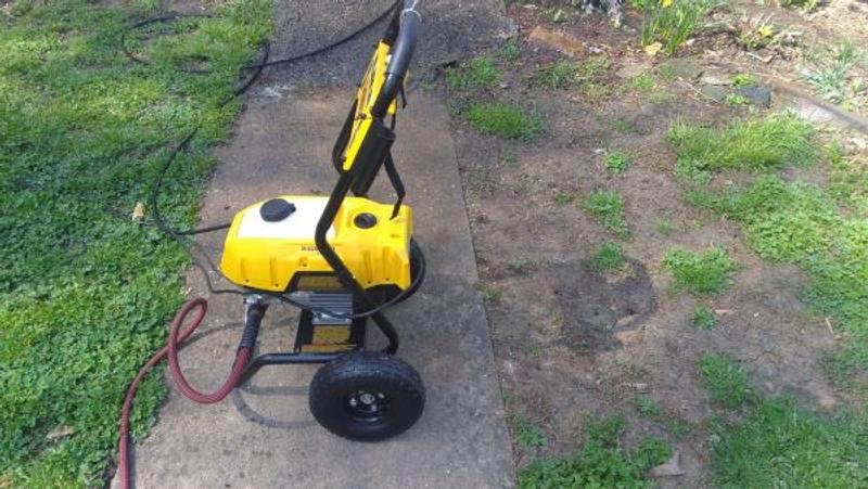 Dewalt 2400 Psi 13a Electric Cold Water Pressure Washer, Pressure Washers, Patio, Garden & Garage