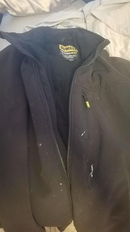 Black Soft Shell Heated Work Jacket Kit | DEWALT