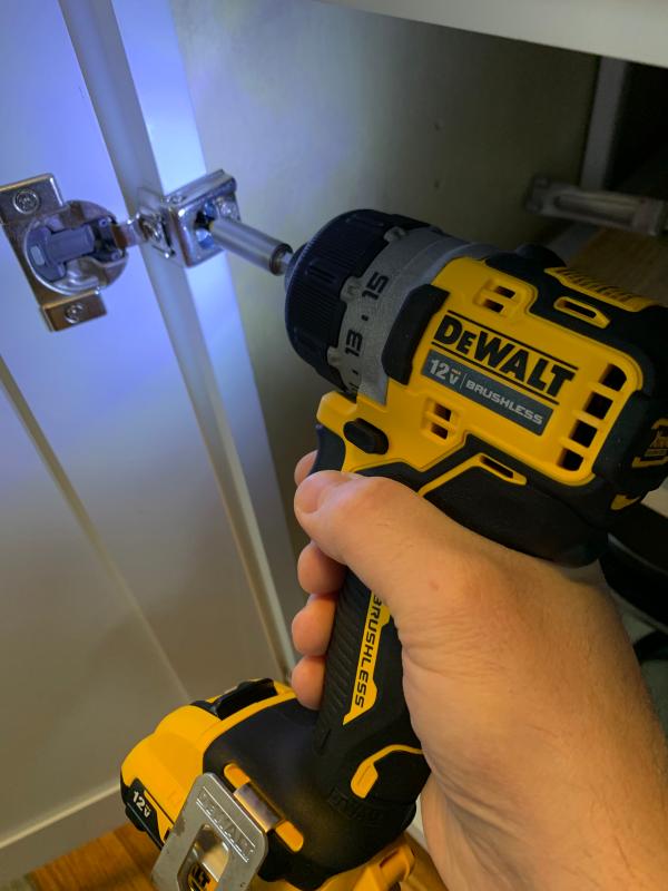 Dewalt dcf601f2 deals xtreme 12v max