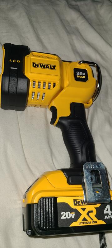 20V MAX* Jobsite LED Spotlight | DEWALT