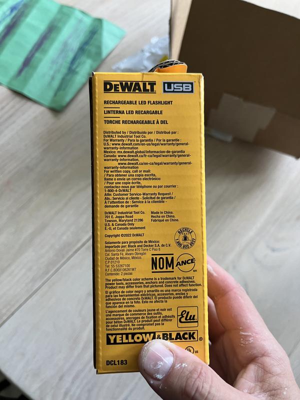 DEWALT DCL183-XJ Linterna recargable USB-C