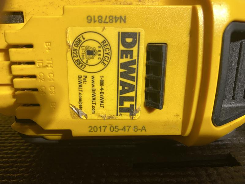 20/60V MAX* FLEXVOLT® 6Ah Battery (2 PK) | DEWALT 20/60V MAX* FLEXVOLT® 6Ah Battery (2 PK) | DEWALT
