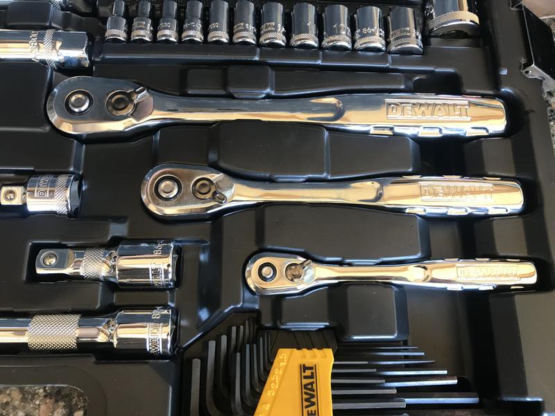 DeWalt DWMT75049 192-Piece Mechanics Tool Set