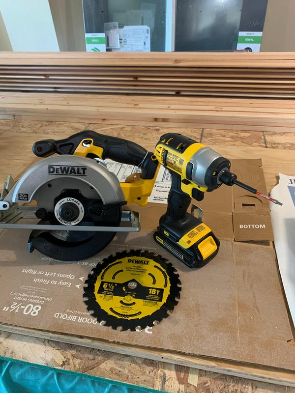 Dewalt - DeWalt DCD 777 S2T 18 V Brushless Li-Ion Perceuse-visseuse sans  fil 65 Nm + Coffret DeWalt TSTAK + 2 x Batteries 1,5 Ah + Chargeur DCB 115  XR - Perceuses, visseuses sans fil - Rue du Commerce