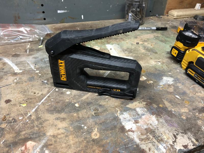 Carbon Fiber Composite Staple Gun DEWALT