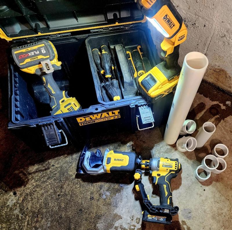 Getting set up to add a vent in a 1½" bathroom line from the basement.