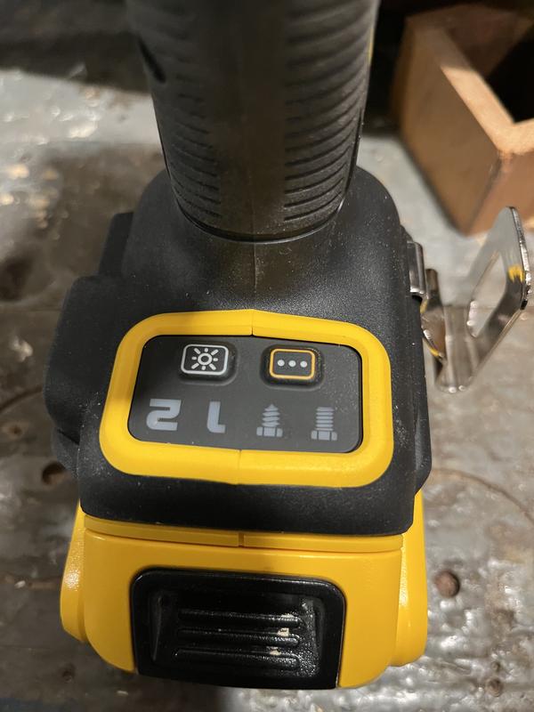 DeWALT® DC823KA Cordless Impact Wrench Kit - 3/8 in Squared Drive - 0 -  2700 bpm - 1500 in-lb Torque - 18 V