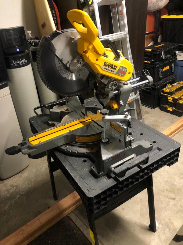 Dewalt chop saw deals flexvolt