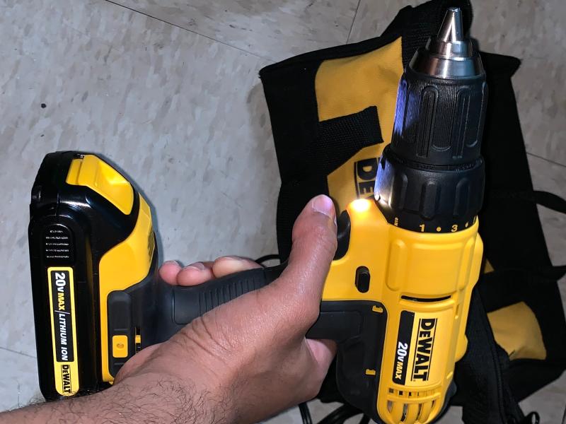 DeWalt - #DCD771C2 - 20V Max Cordless Drill / Driver Kit, Compact