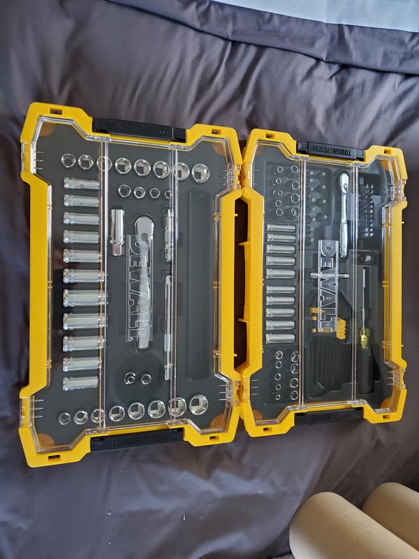 131 pc. 1/4 in. and 3/8 in. Mechanic Tool Set with
