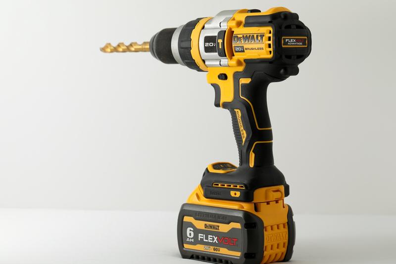 Dewalt impact deals driver flexvolt