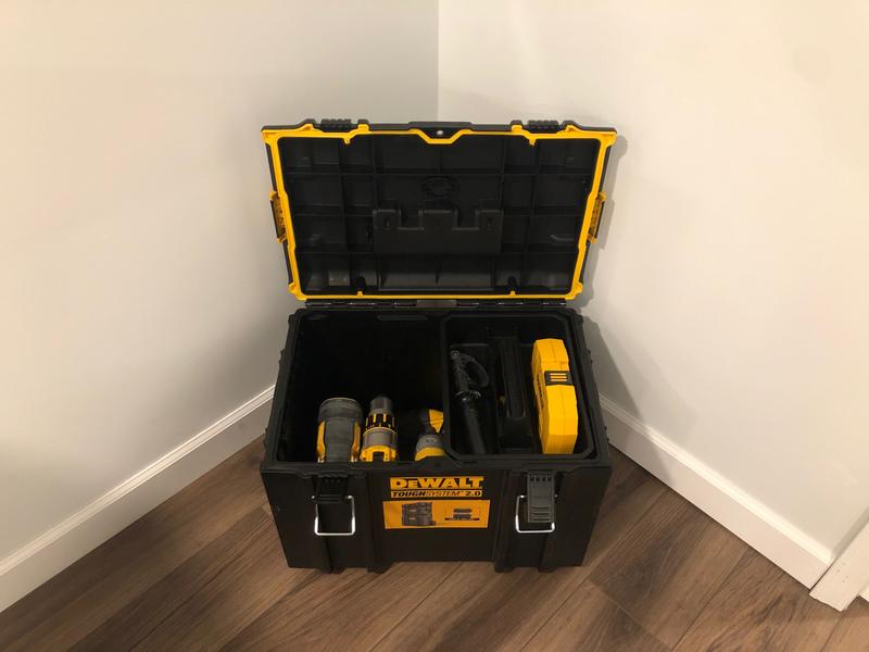 DeWALT DWST08400 TOUGHSYSTEM 2.0 Extra Large Toolbox w/Auto Connect Side  Latches