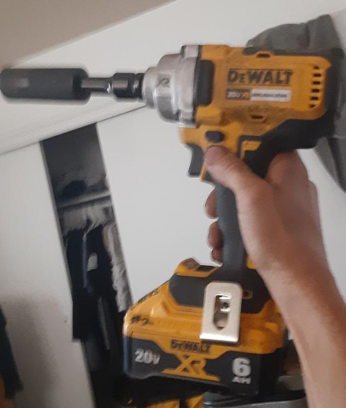 Dewalt 20v max xr cordless impact wrench with hog ring deals anvil dcf894hb