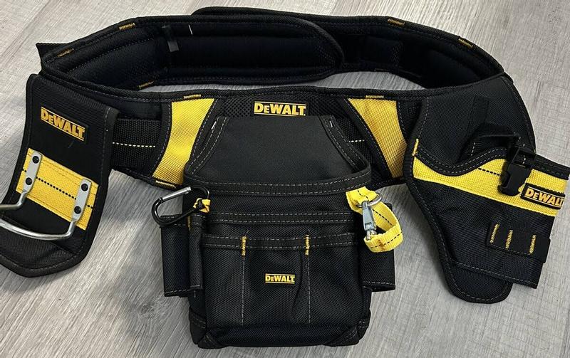 DeWalt DWST540601 Professional Tool Rig