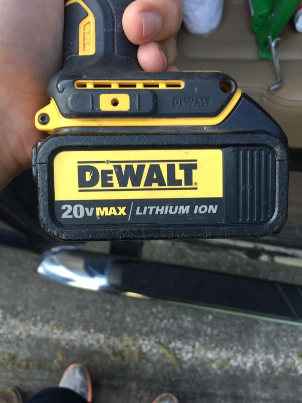 20V MAX* 1/4 in. Impact Driver Kit | DEWALT