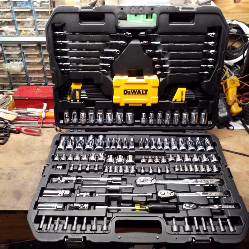 Dewalt 168 piece socket set new arrivals