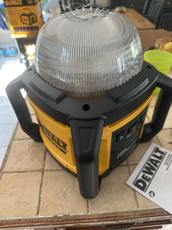 Dewalt 5000 lumen online light