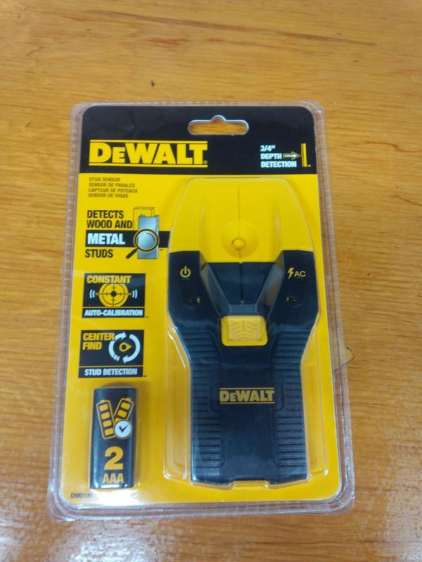 Buy DeWALT DW0100 Stud Finder, 3/4 in Detection, Black/Yellow