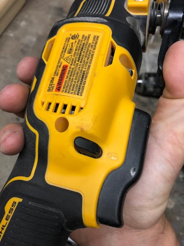 Multi herramienta oscilante 20V inalambrica Atomic Dewalt DCS354D1 (incluye  cargador y bateria 2Ah), Materiales De Construcción